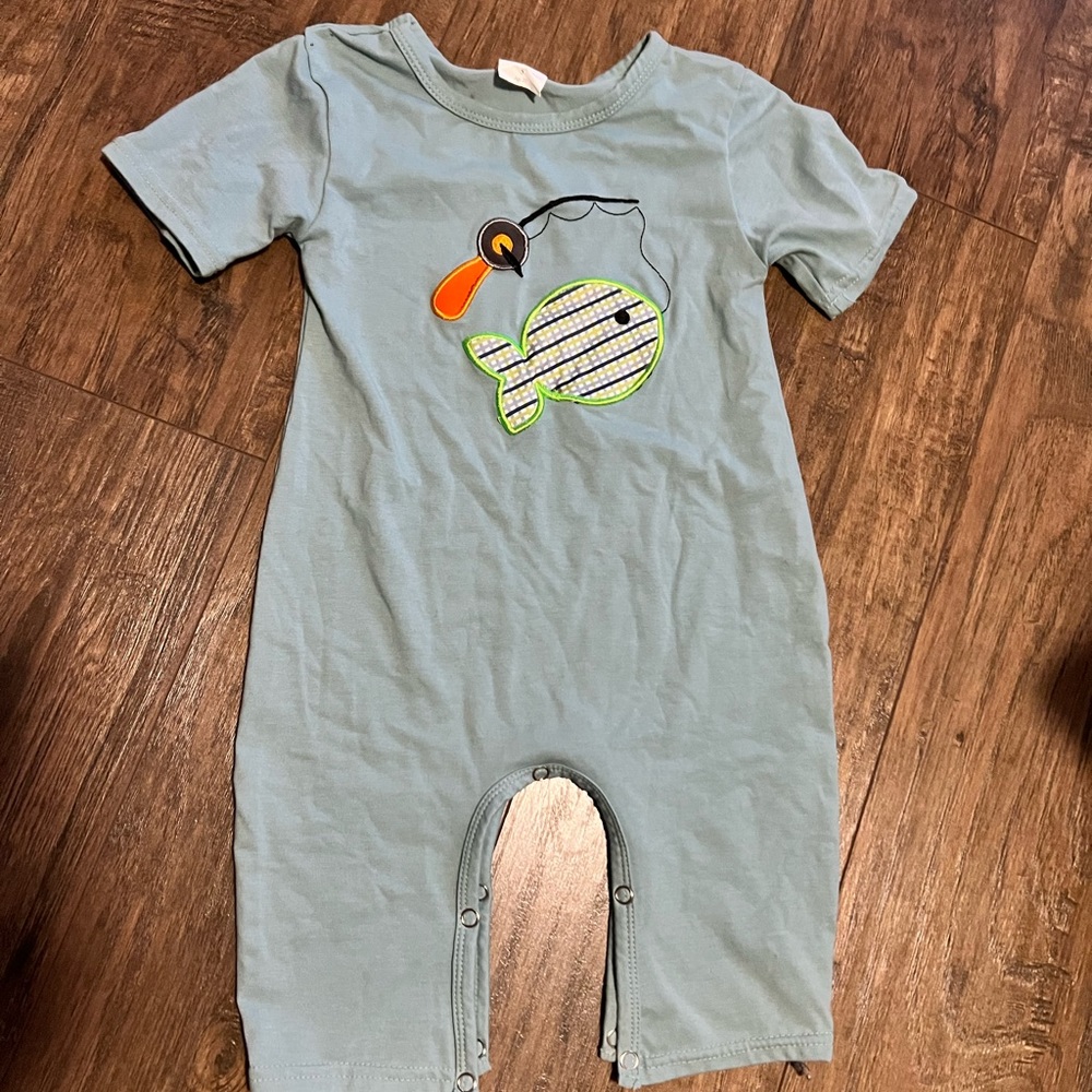 Adorable-NWOT-Fish Jumper